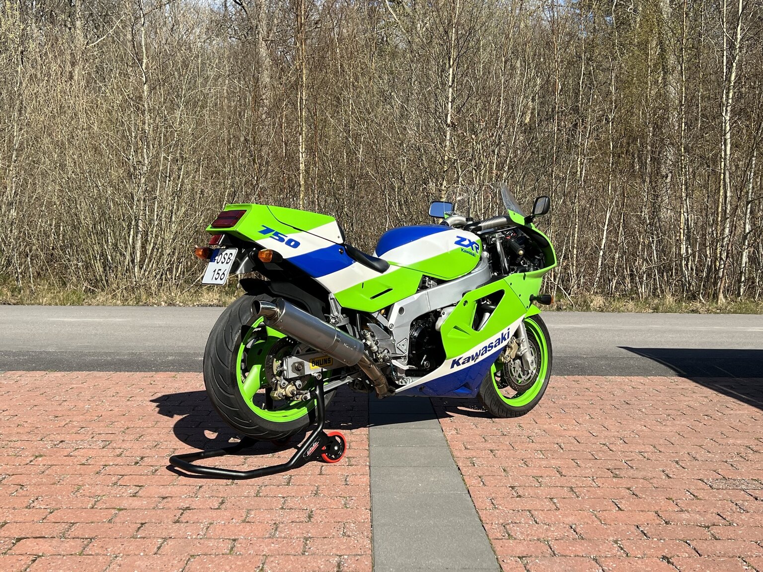 Exterior image of 1989 Kawasaki ZXR 750 H1 (6)