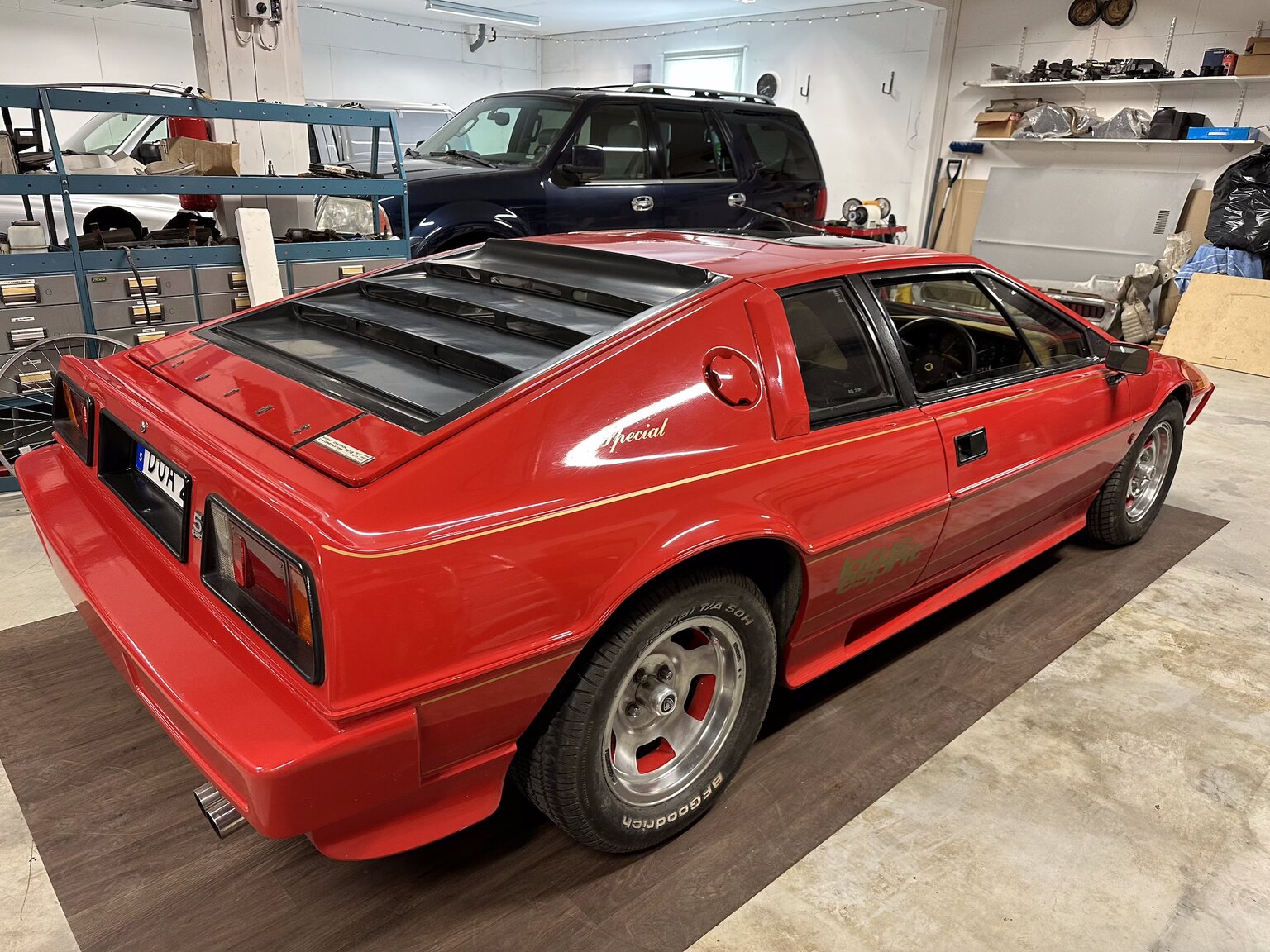 Exteriörbild på 1977 Lotus Esprit S1