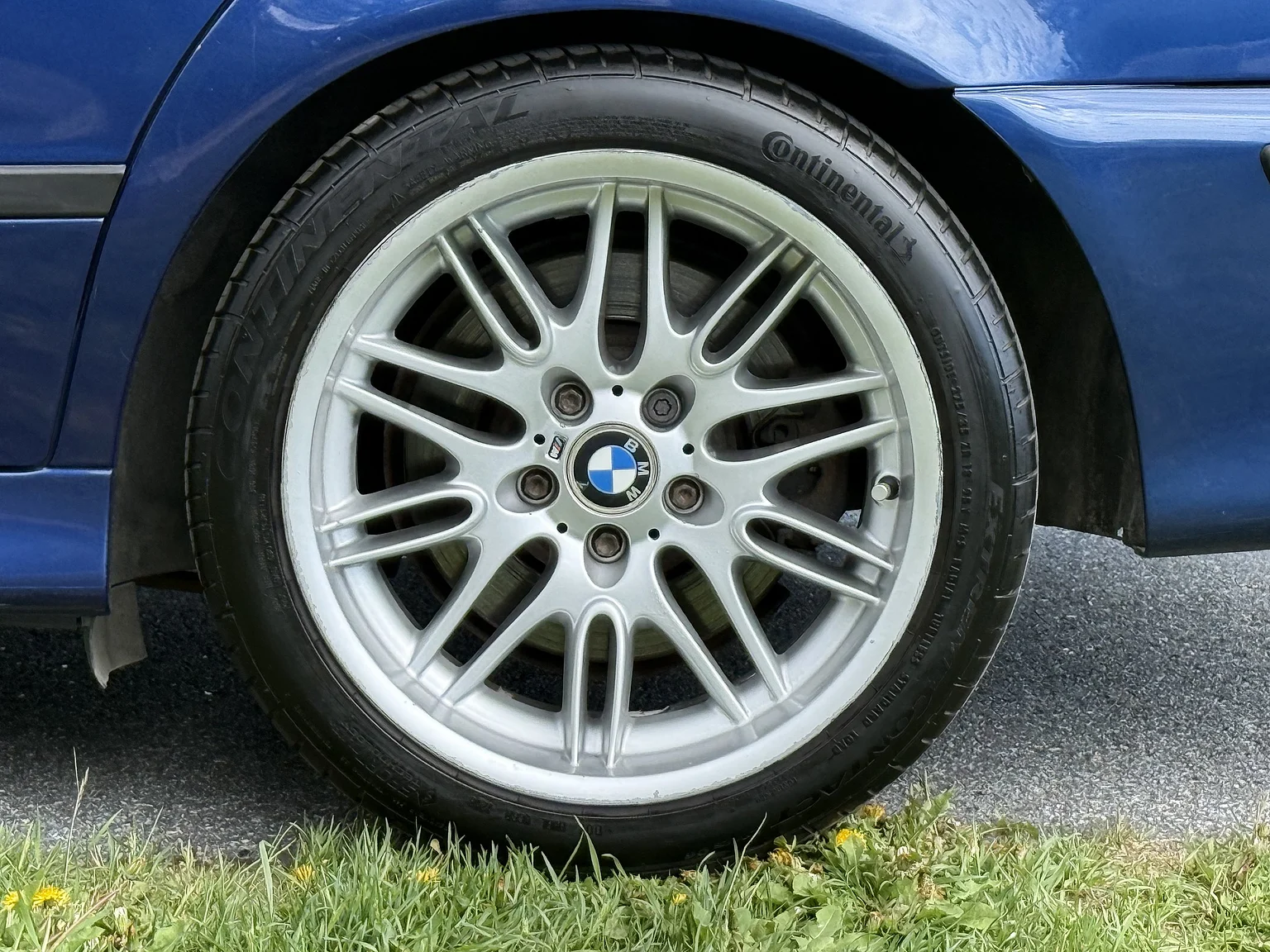 Aussenfoto 2001 BMW M5 E39 LCI (24)