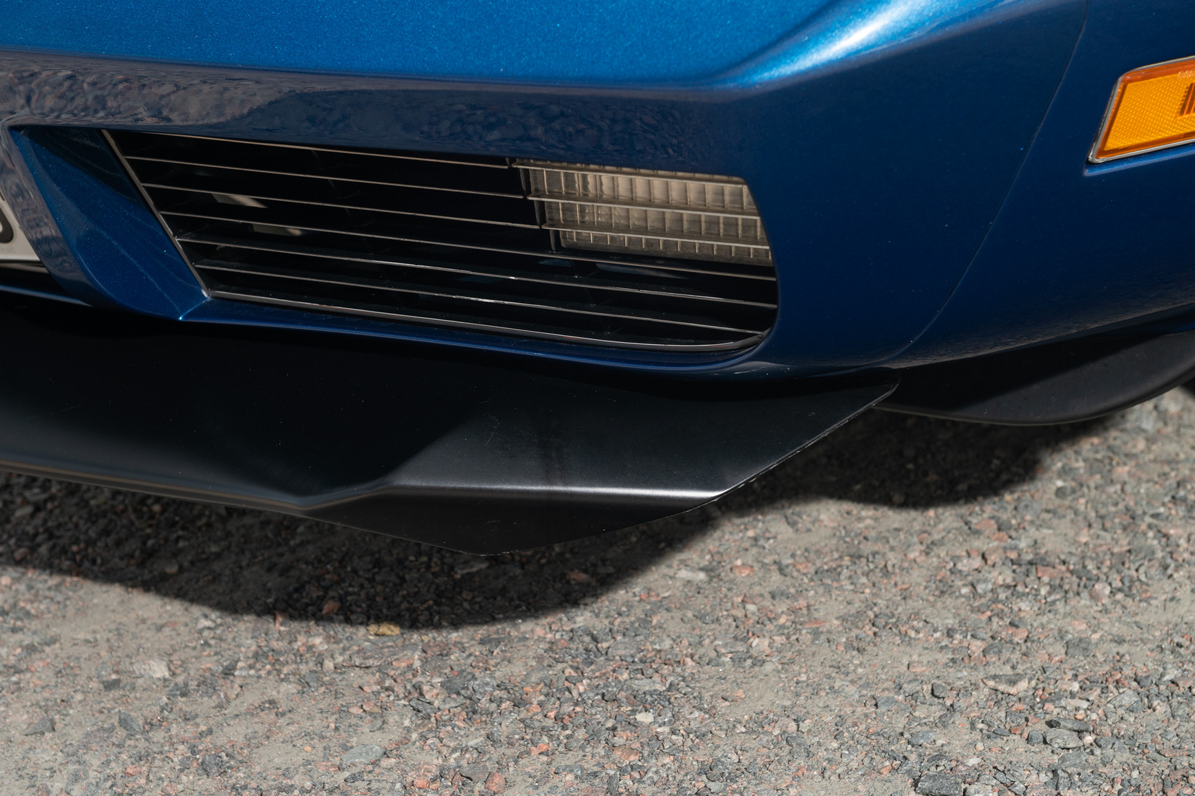 Exteriörbild på 1973 Corvette C3 Stingray (36)