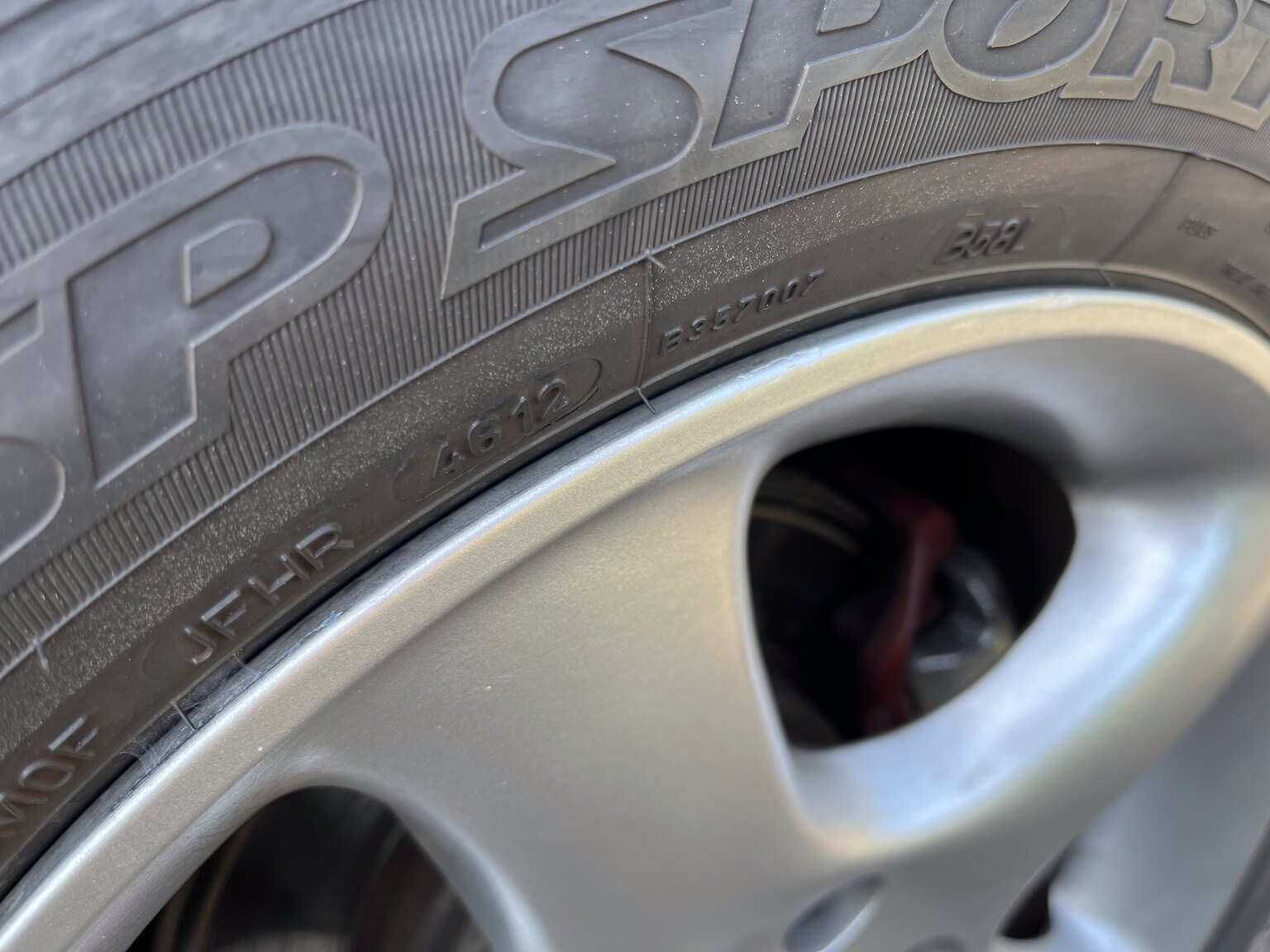 Exterior image of 1990 Mercedes-Benz 230 E