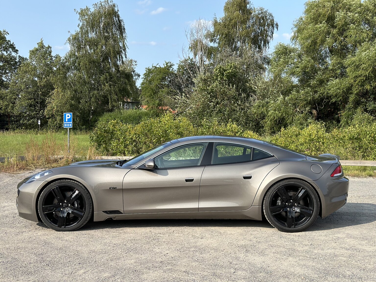 Exteriörbild på 2012  Fisker Karma