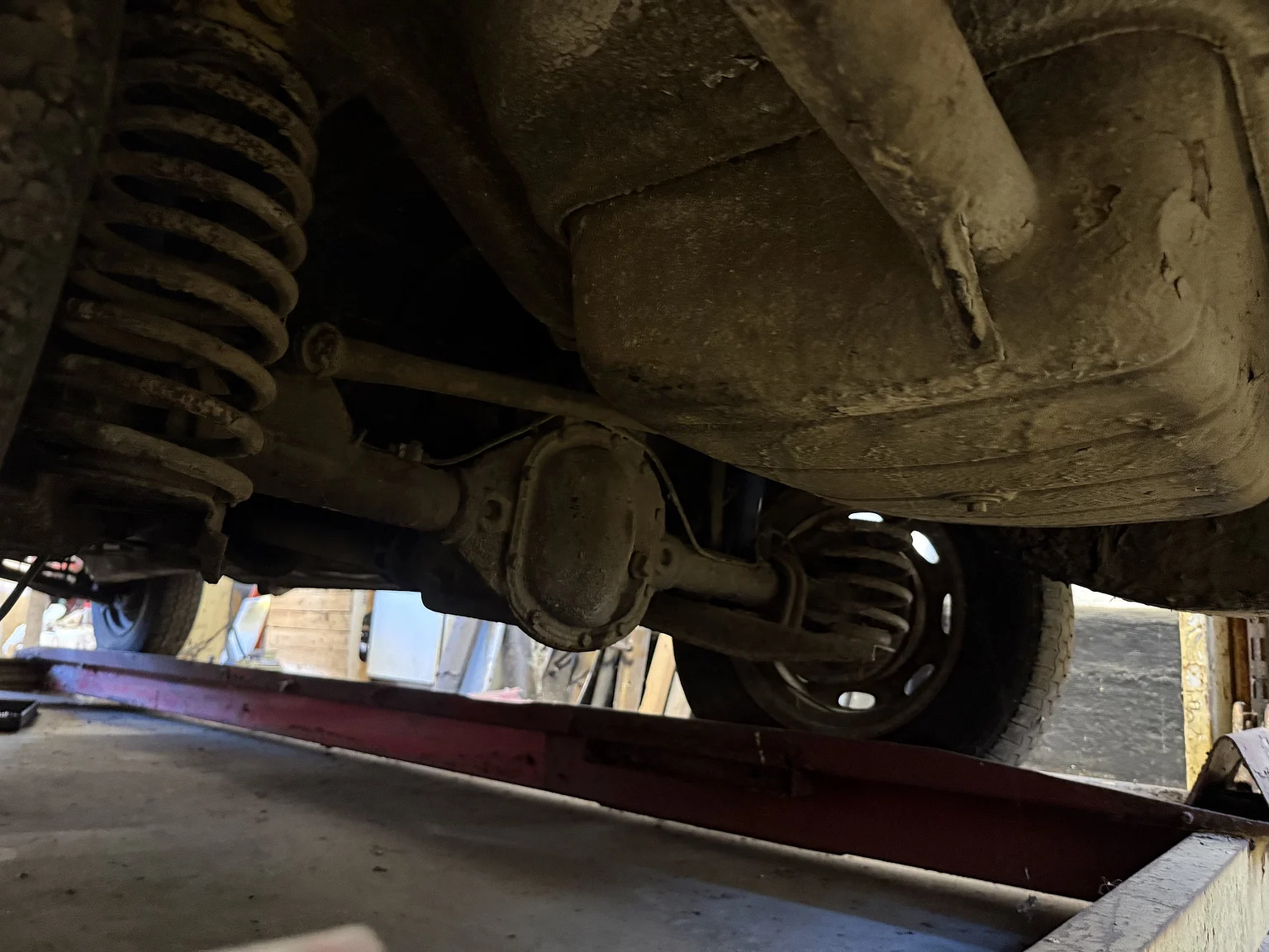 Image of 1965 Volvo PV 544F mechanics (16)