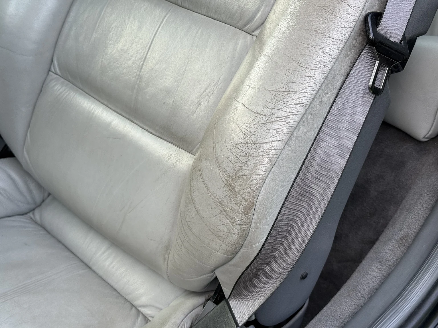 Innenraumfoto von 1994 BMW 840Ci (24)