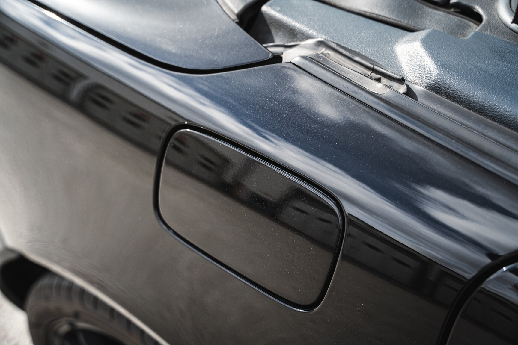 Exteriörbild på 2001 Mercedes-Benz SLK 32 AMG