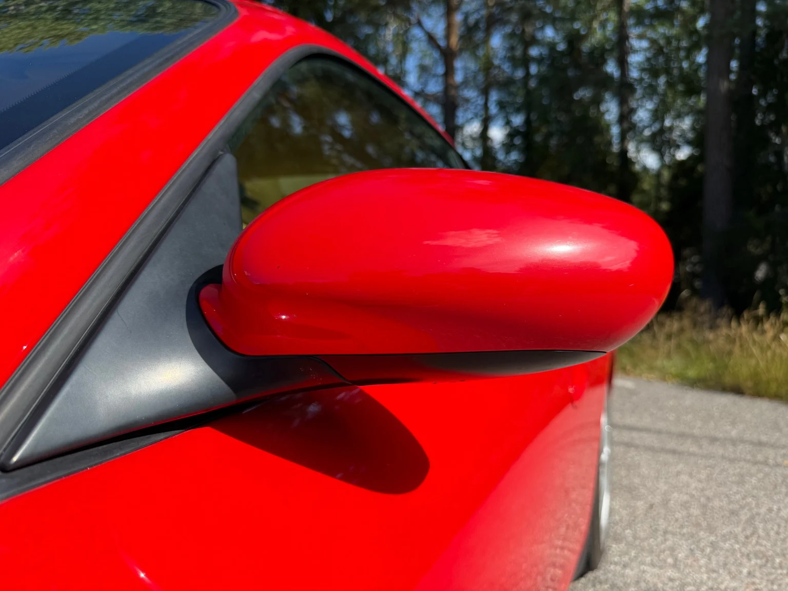 Exterior image of 1998 Porsche 911 Carrera (45)