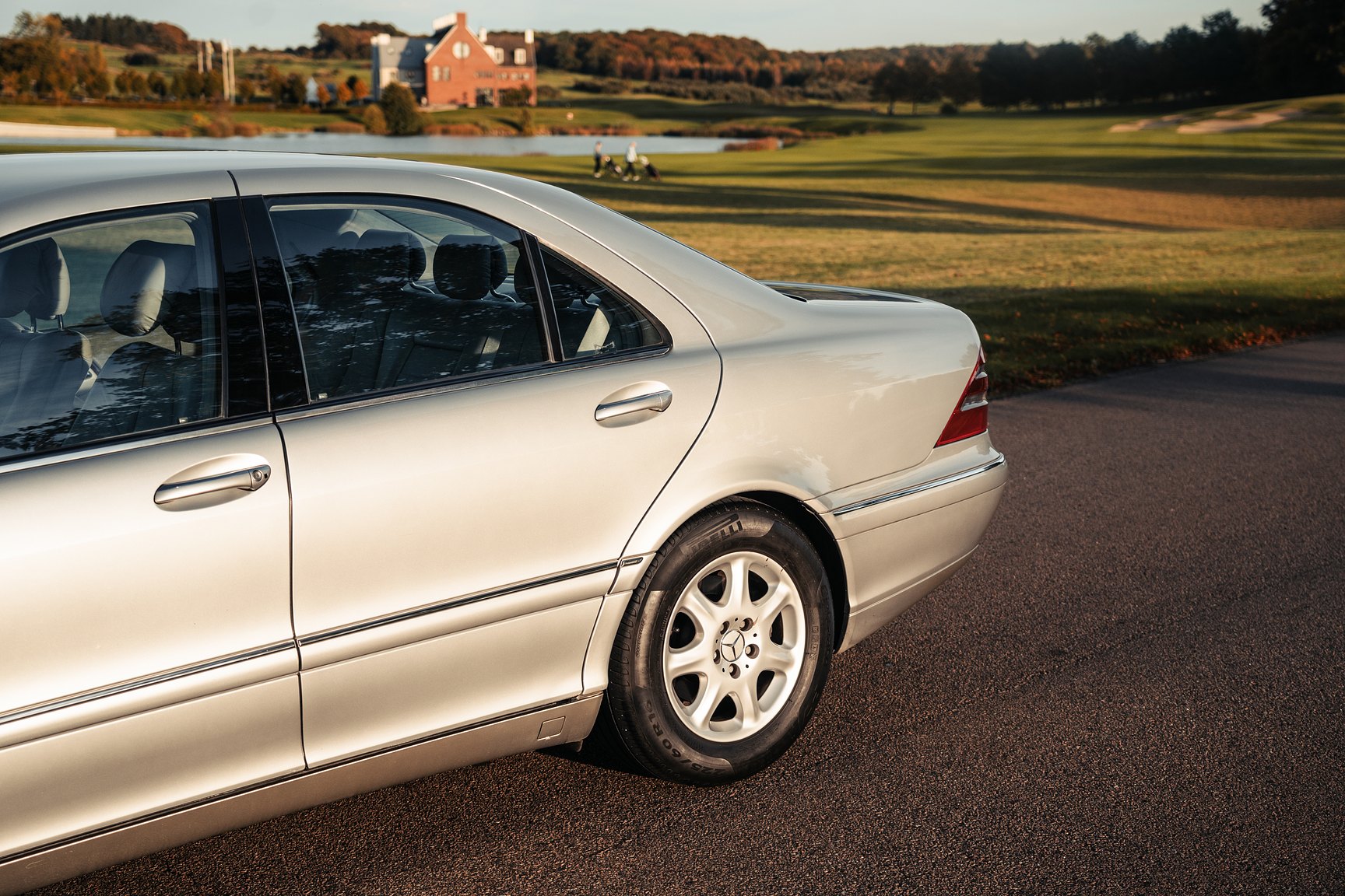 Exteriörbild på 1999 Mercedes-Benz S 320