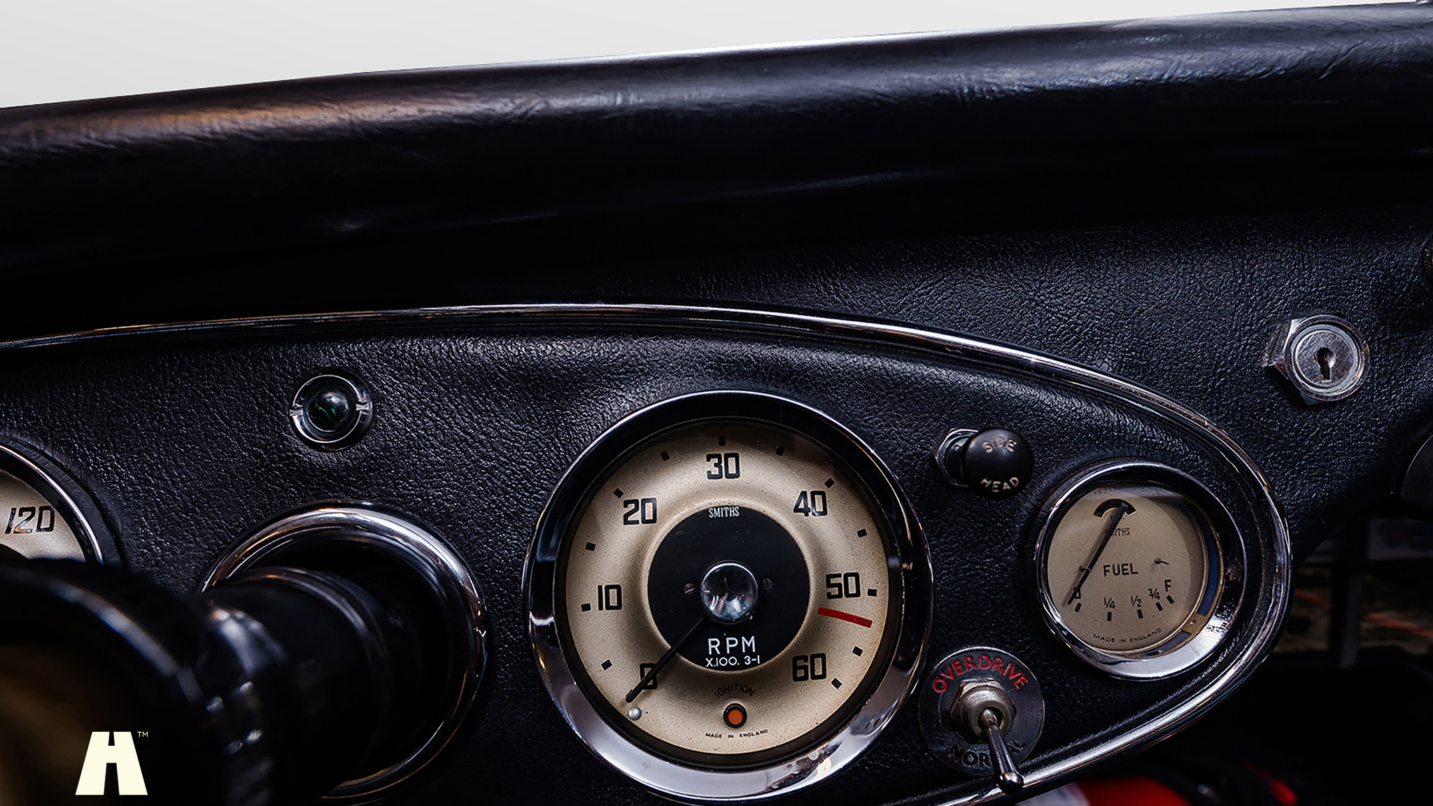 Interior image of 1960 Austin Healey 3000 MK1