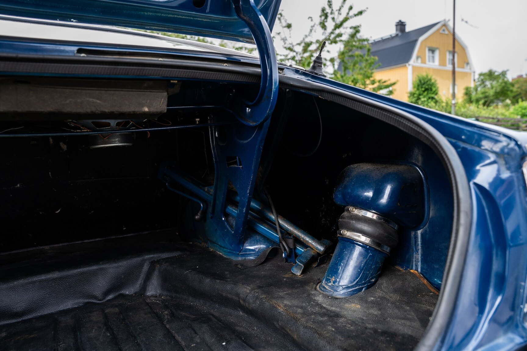 Interior image of 1974 Ford Taunus 1600 XL