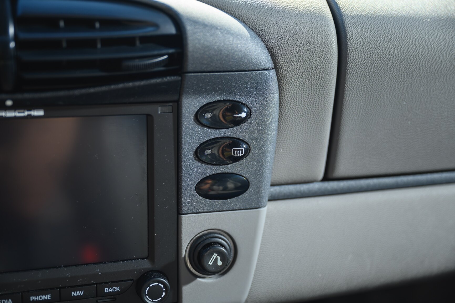 Innenraumfoto von 1998 Porsche 911 Carrera Tiptronic (11)