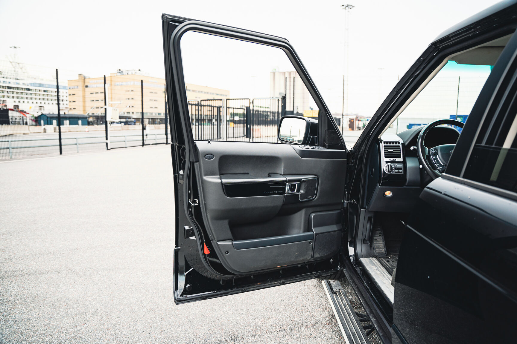 Innenraumfoto von 2012 Range Rover TDV8 Vouge