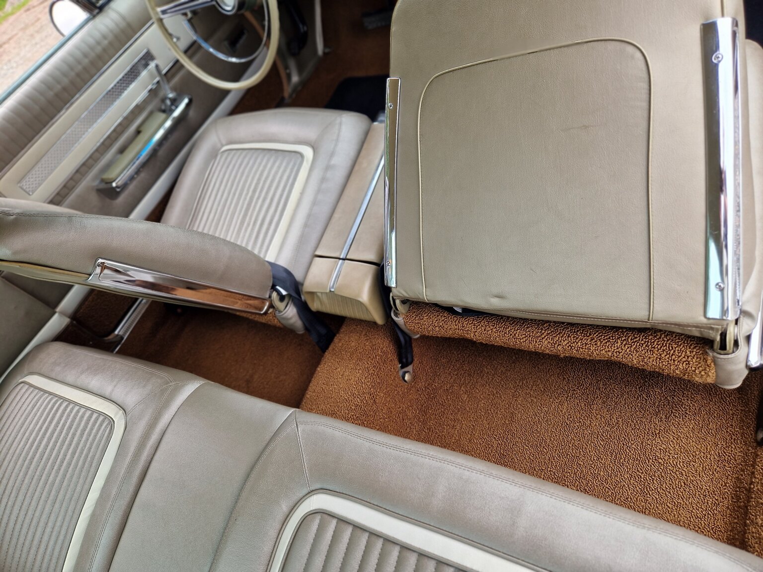 Innenraumfoto von 1964 Dodge Polara 500