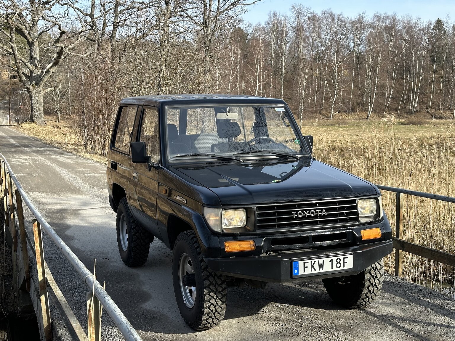 Exterior image of 1993 Toyota Land Cruiser Serie 70