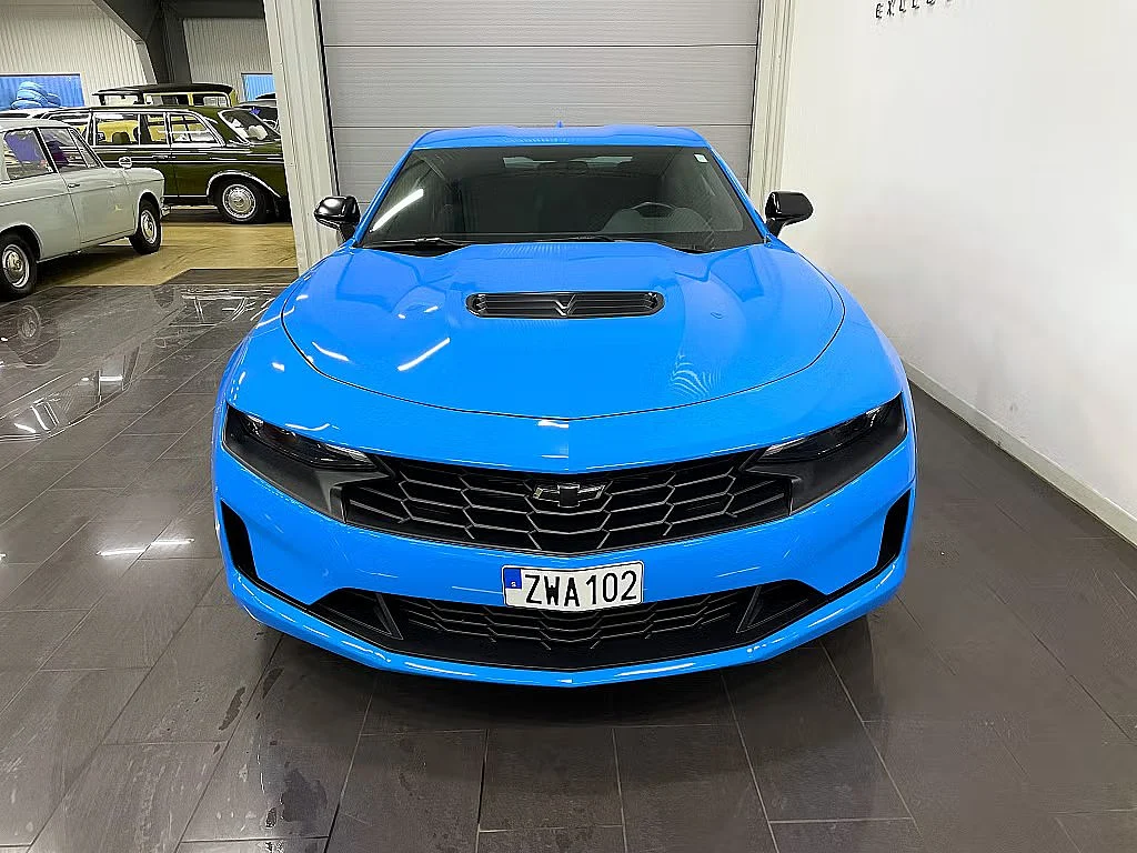 Exteriörbild på 2022 Chevrolet Camaro SS Manual (2)