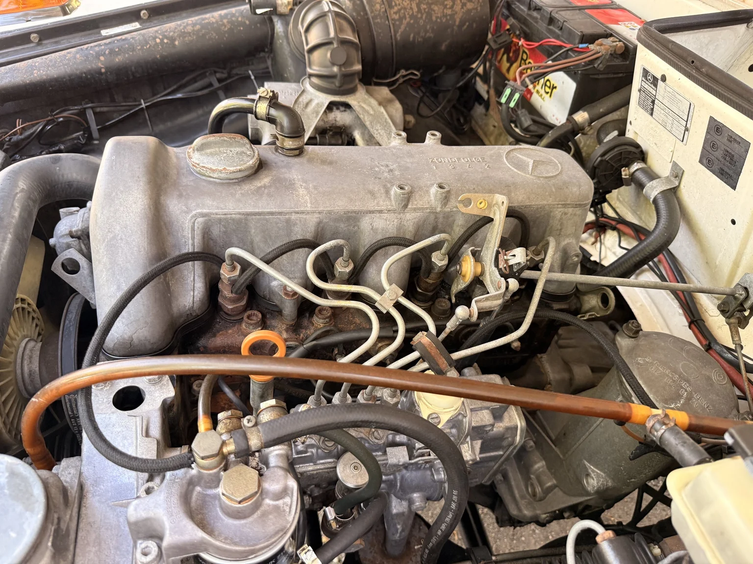 Image of 1981 Mercedes-Benz 240 GD mechanics (6)
