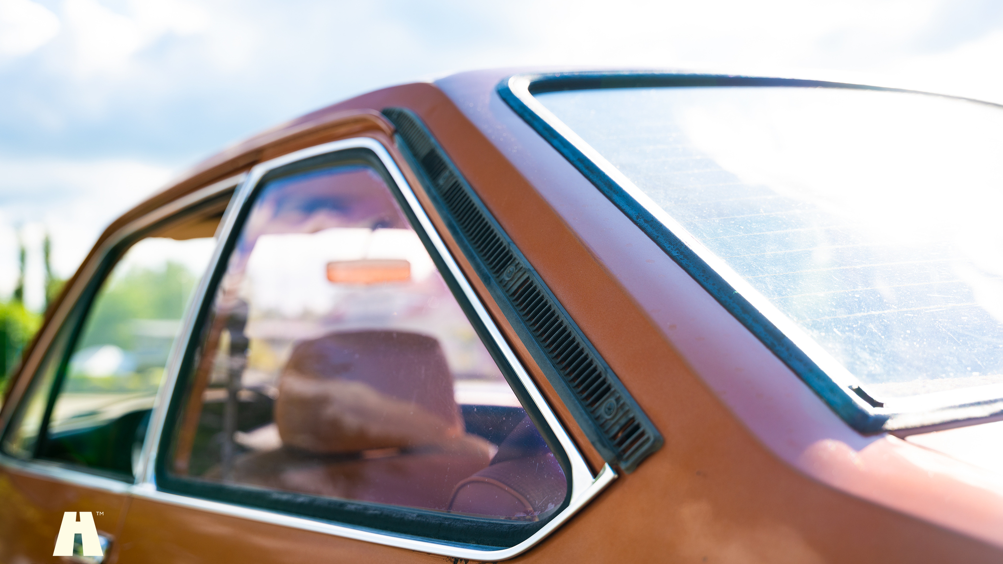 Exterior image of 1975 Ford Escort MARK II  (44)