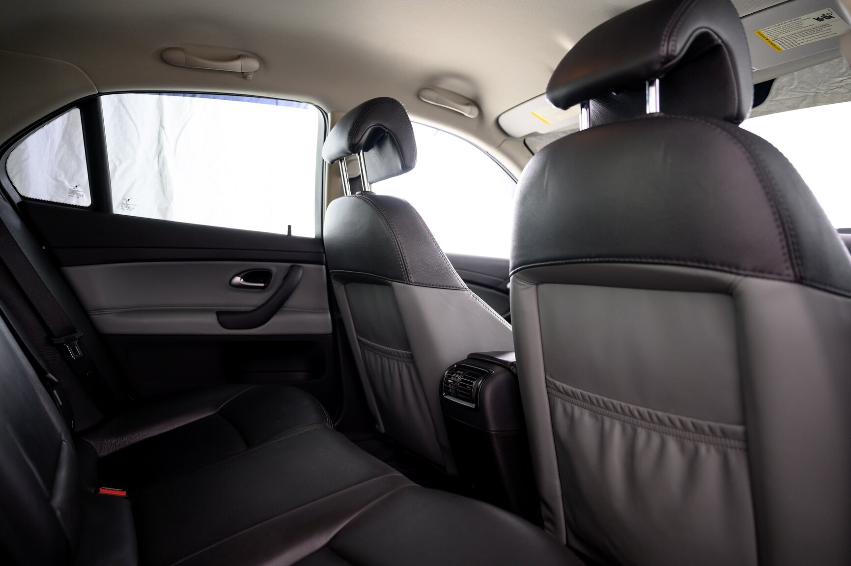 Innenraumfoto von 2008 SAAB 9-3 Aero SportSedan Silver Beast SFRO