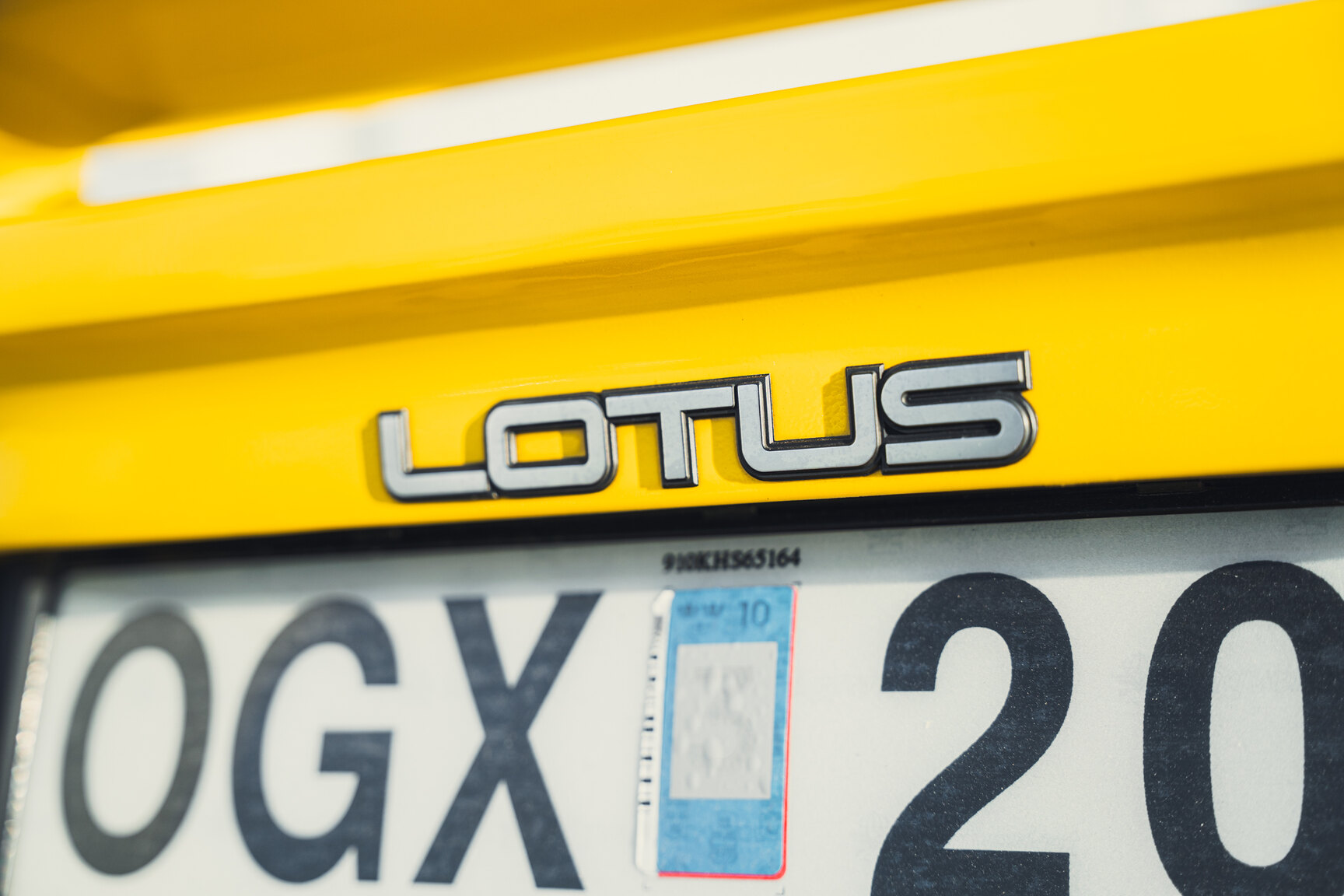 Exterior image of 1989 Lotus Esprit Turbo SE