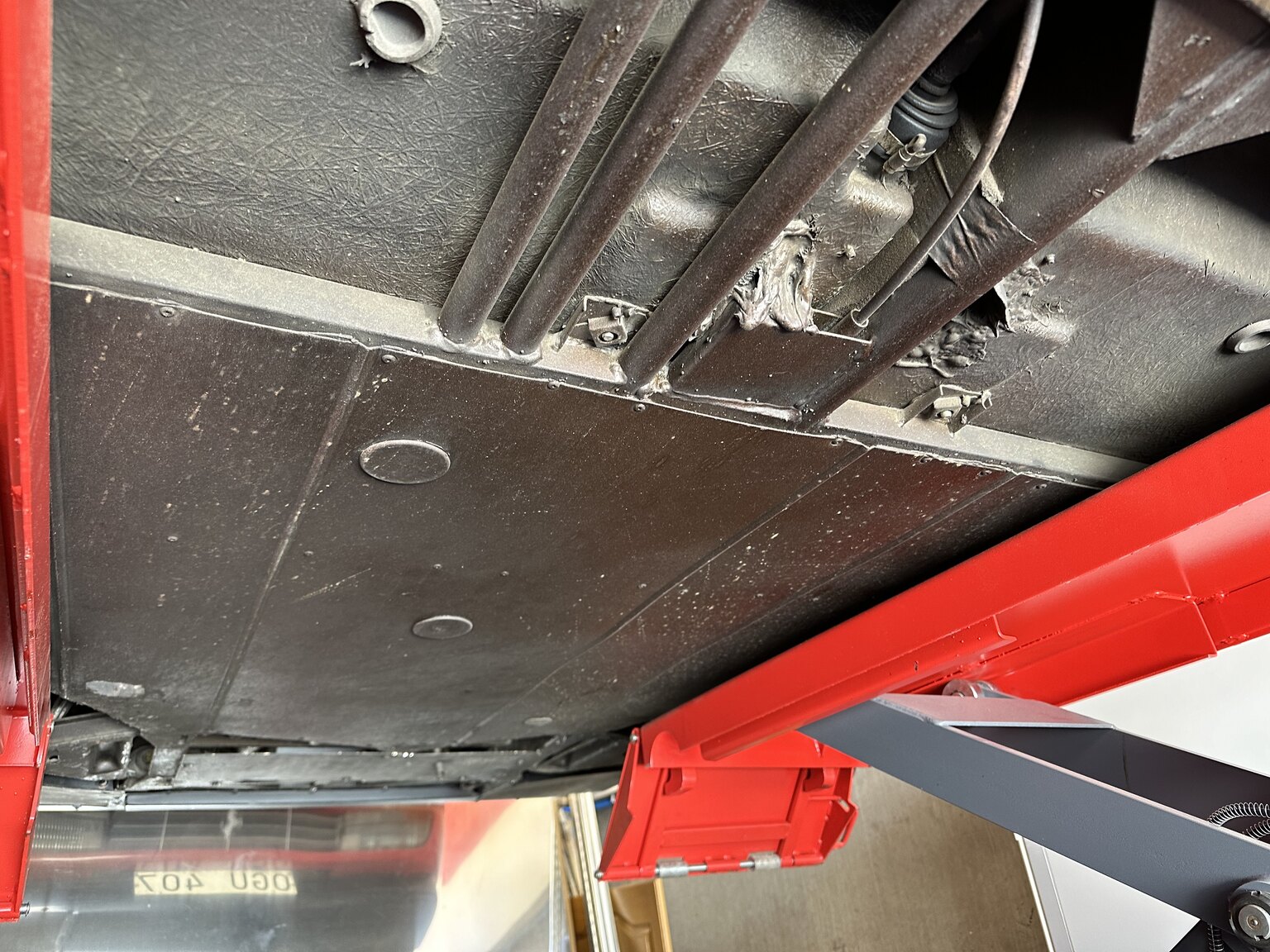 1989 Ferrari 328 GTS, Mekanik