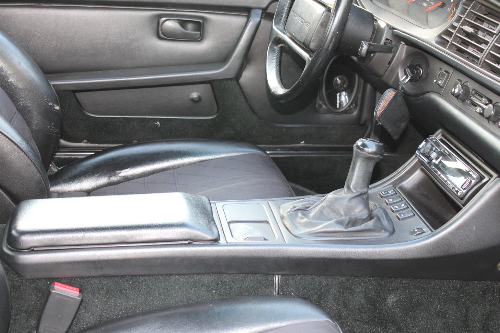 Innenraumfoto von 1991 PORSCHE 944 S2