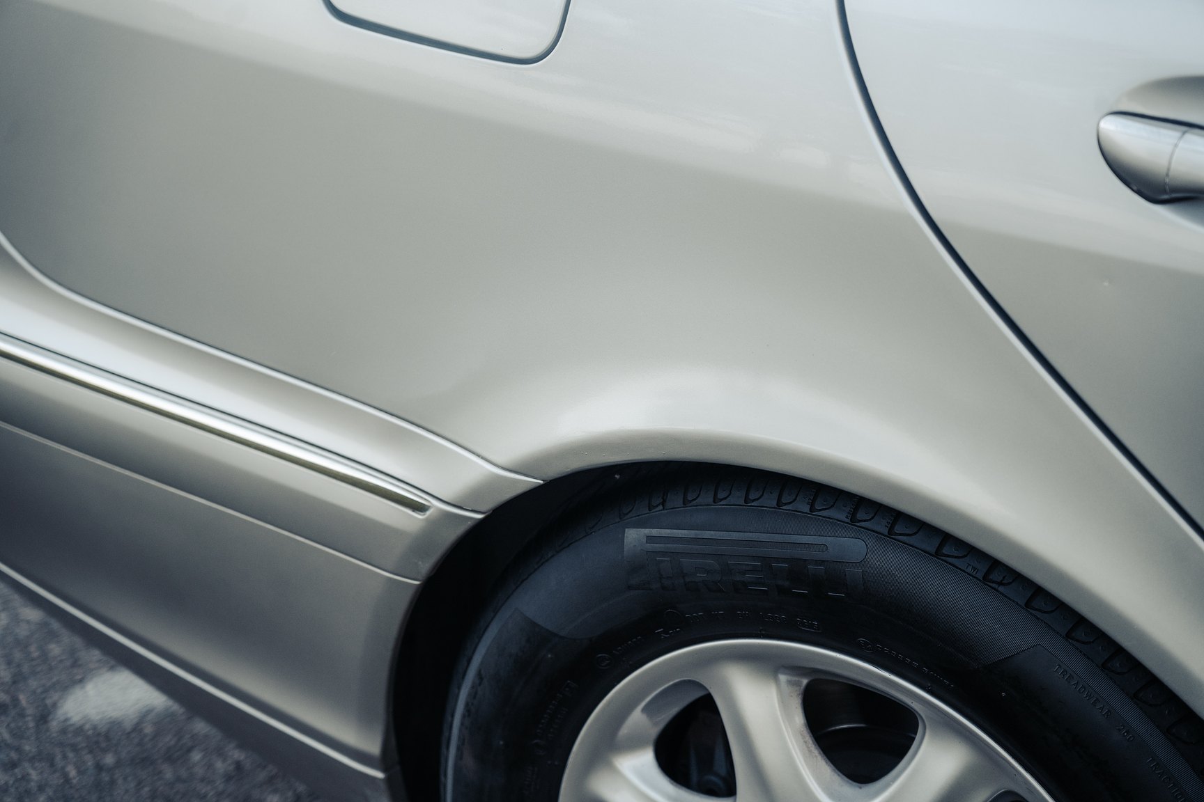 Exteriörbild på 1999 Mercedes-Benz S 320