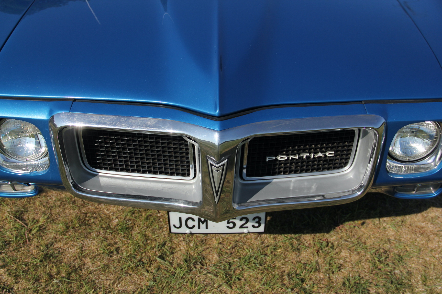 Exteriörbild på 1969 Pontiac Firebird (51)