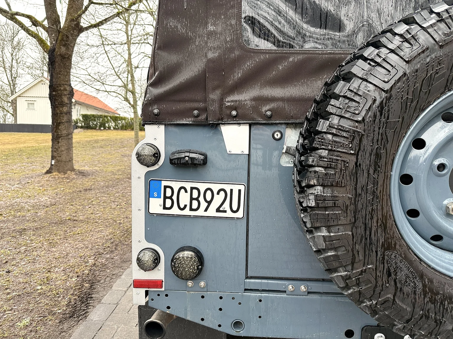 Aussenfoto 2000 Land Rover Defender 110 C (53)