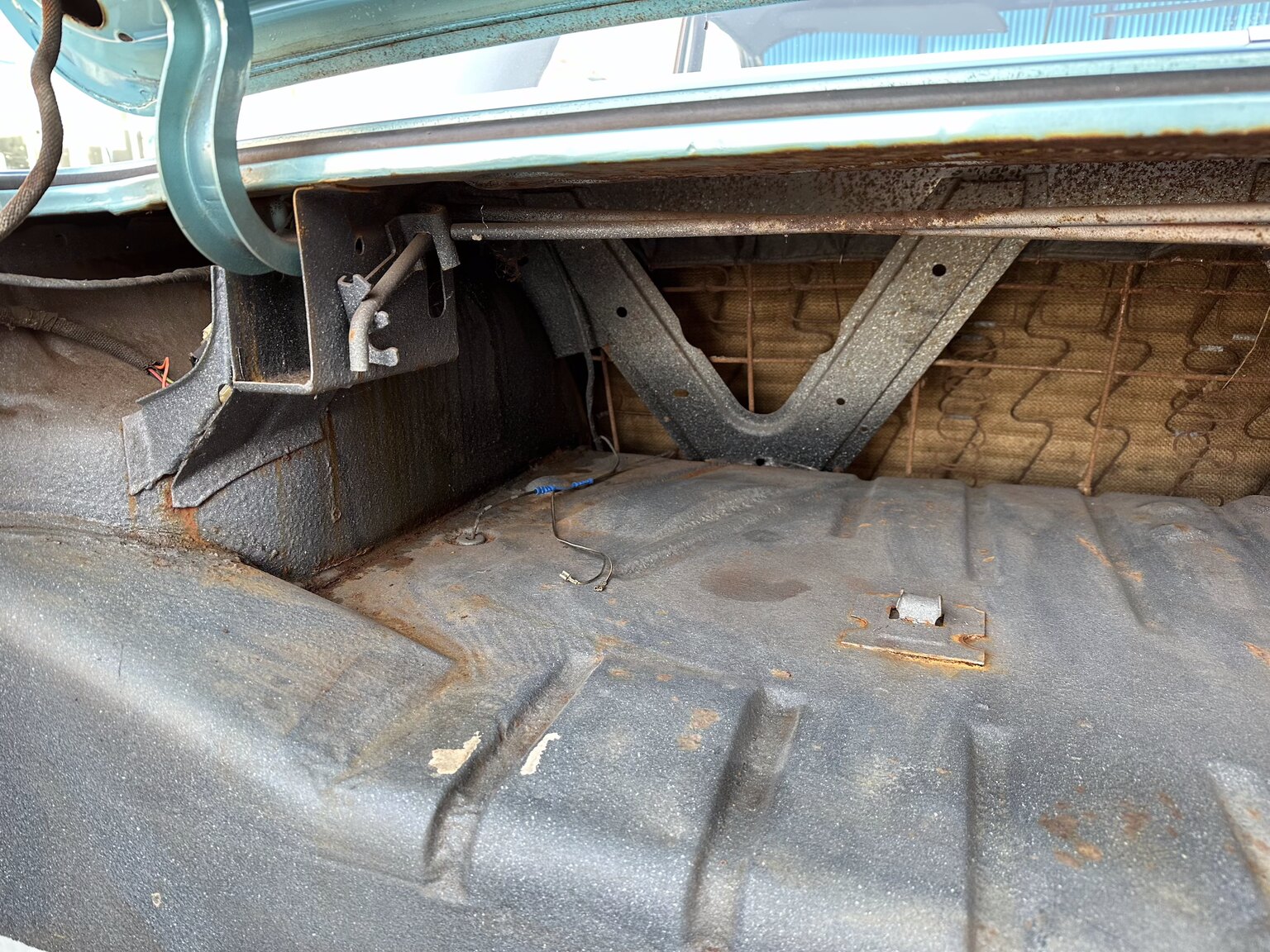 Innenraumfoto von 1963 Chevrolet Impala Sedan (47)