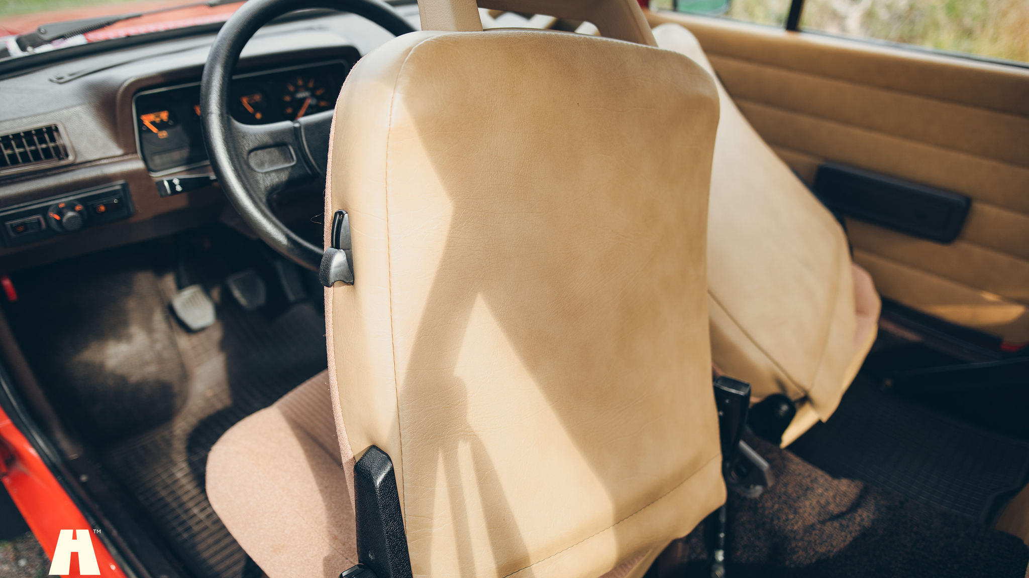 Interiörbild 1976 Volvo 343 DL Manuell