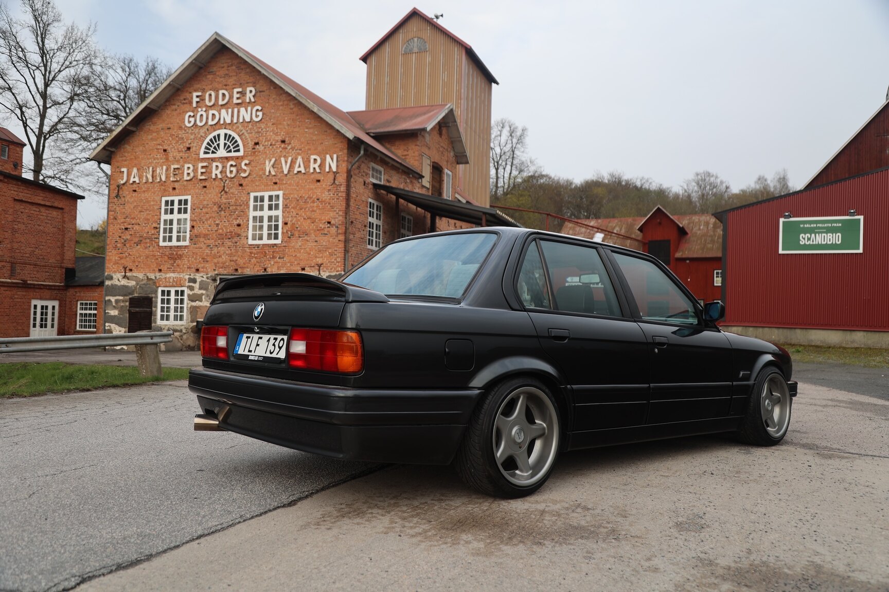 Aussenfoto 1989 BMW 325i