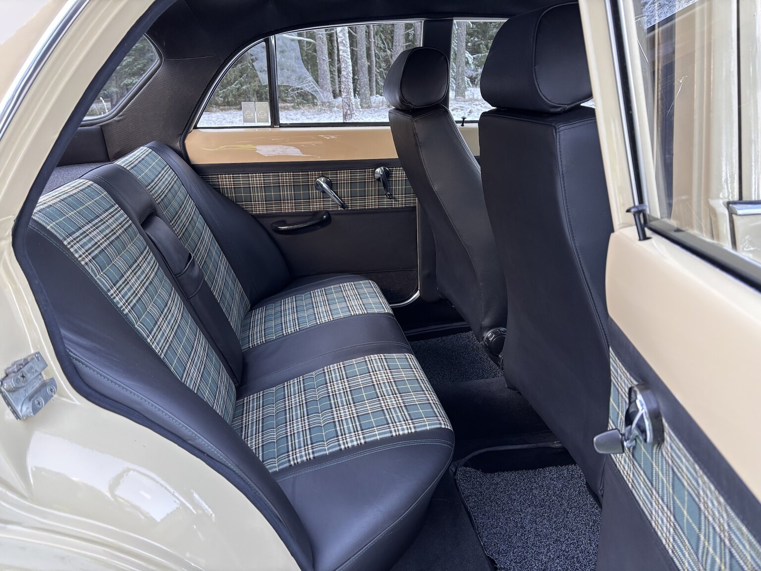 Interior image of 1965 Volvo Amazon