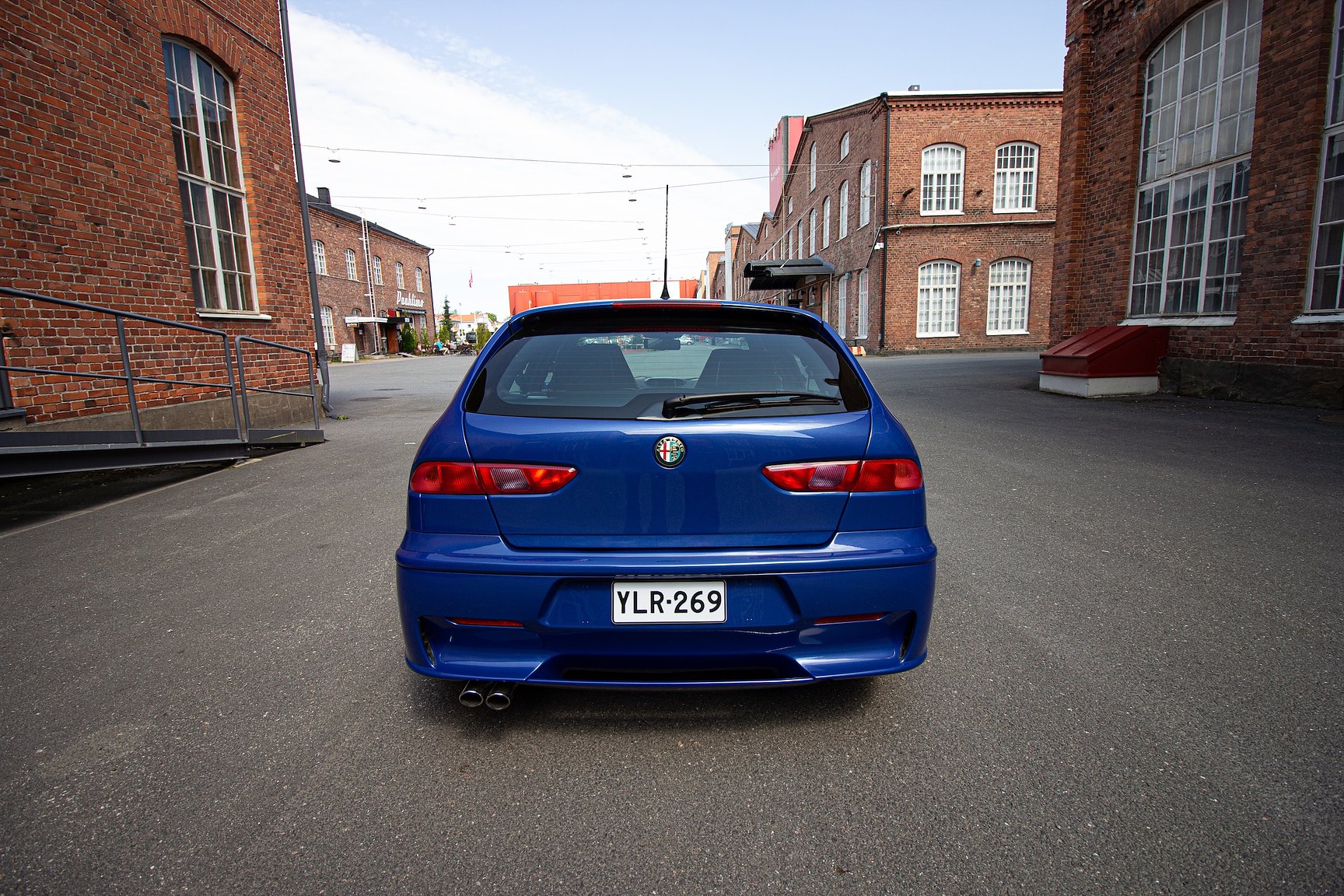 Exterior image of 2004 Alfa Romeo 156 GTA