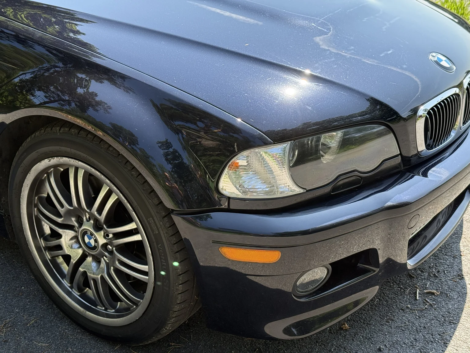 Exteriörbild på 2004 BMW M3 Coupé (13)