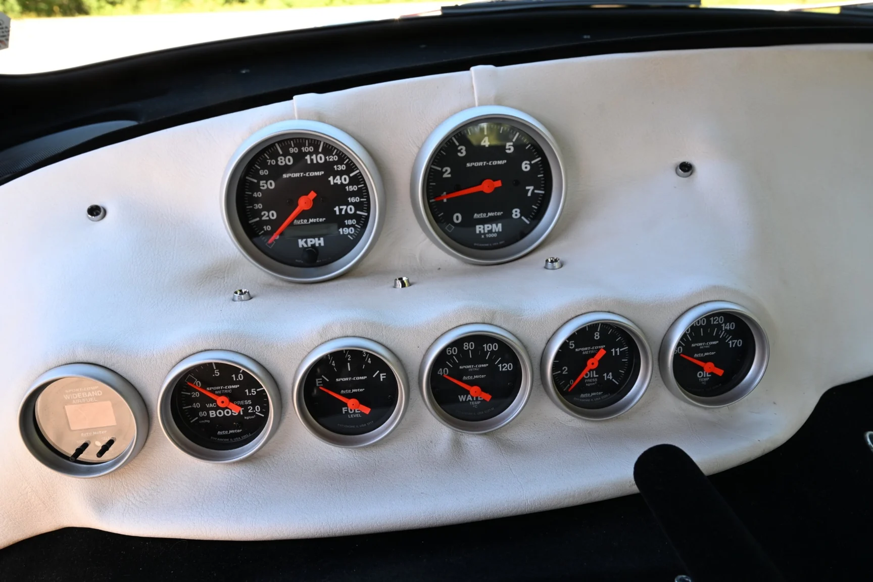 Interior image of 2013 Mini Cooper Turbo RWD (13)