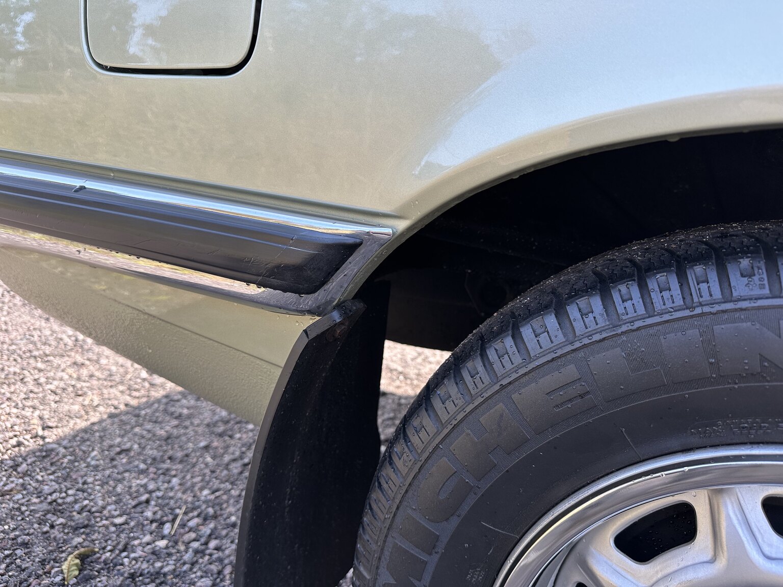 Exteriörbild på 1980 BMW 320i E21