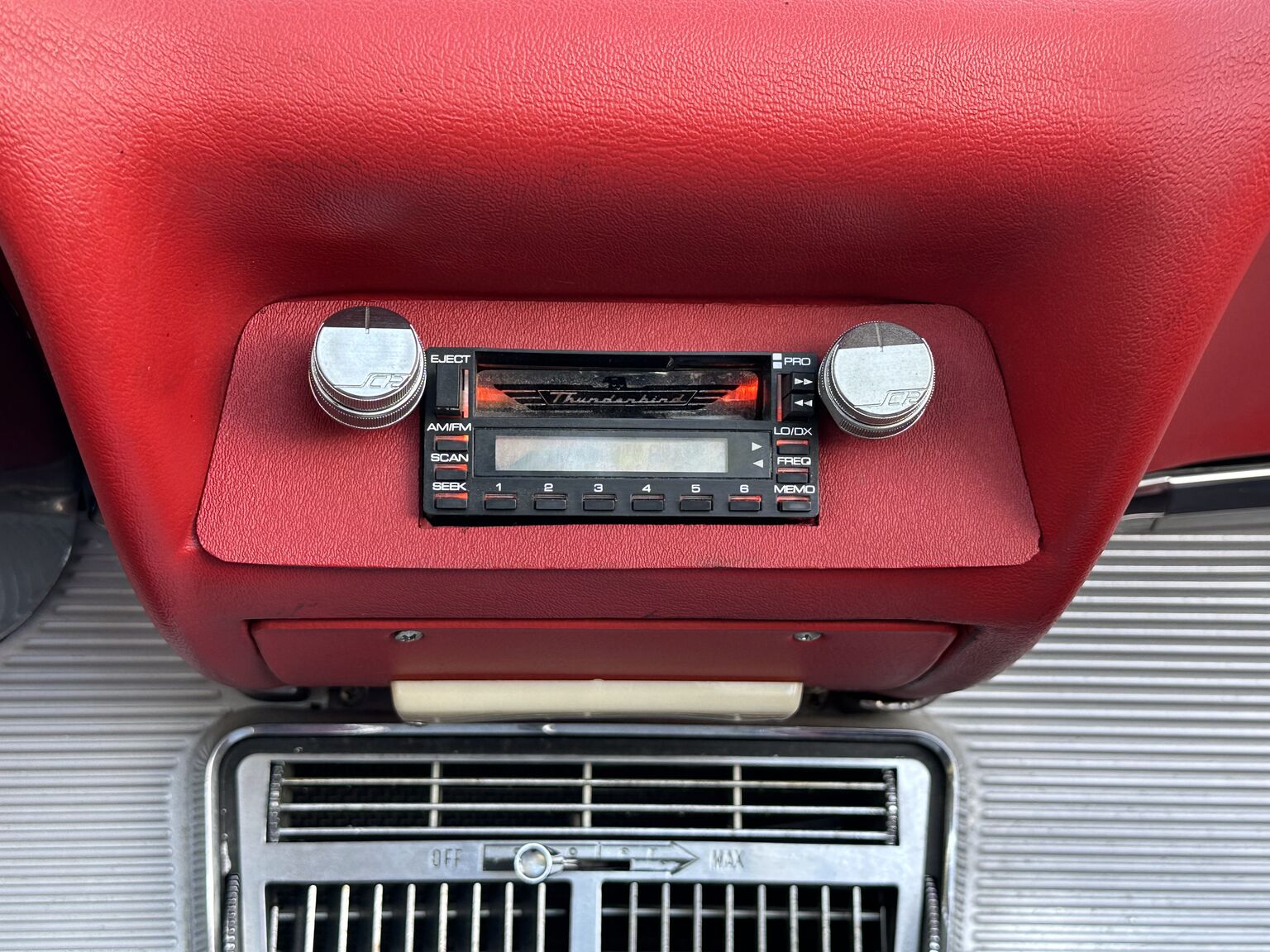 Interiörbild 1961 Ford Thunderbird Convertible