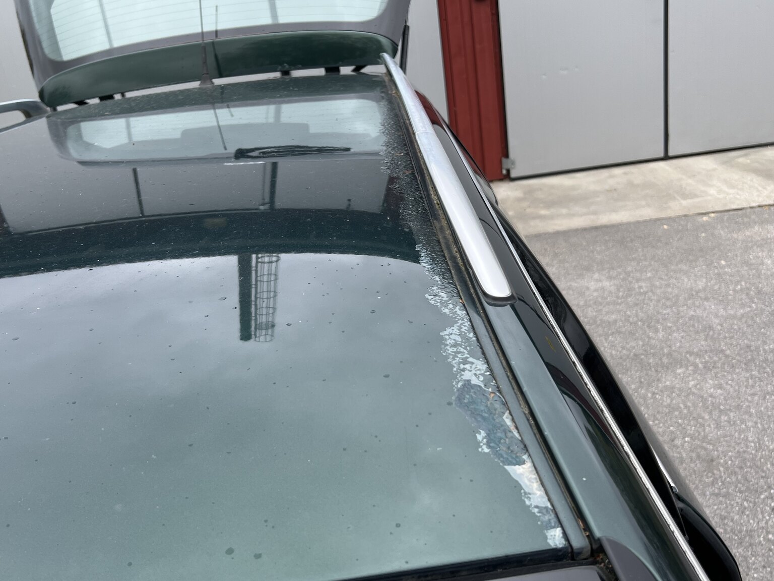 Exteriörbild på 1998 Audi A6 Avant 1.8T