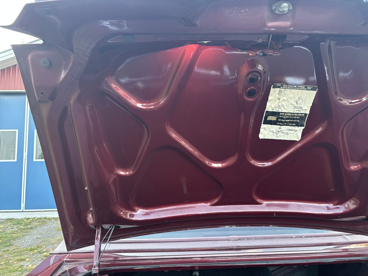 Interior image of 1976 Chrysler Cordoba