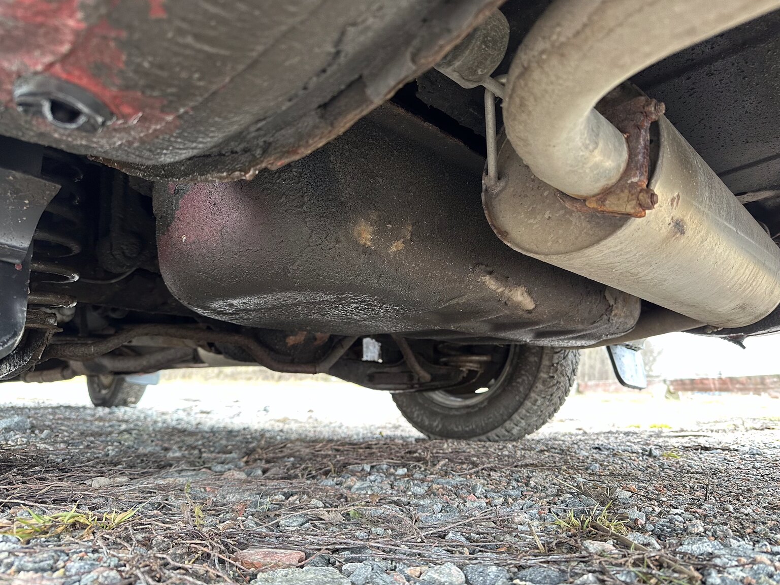 Image of 1990 Volvo 240 (18) mechanics