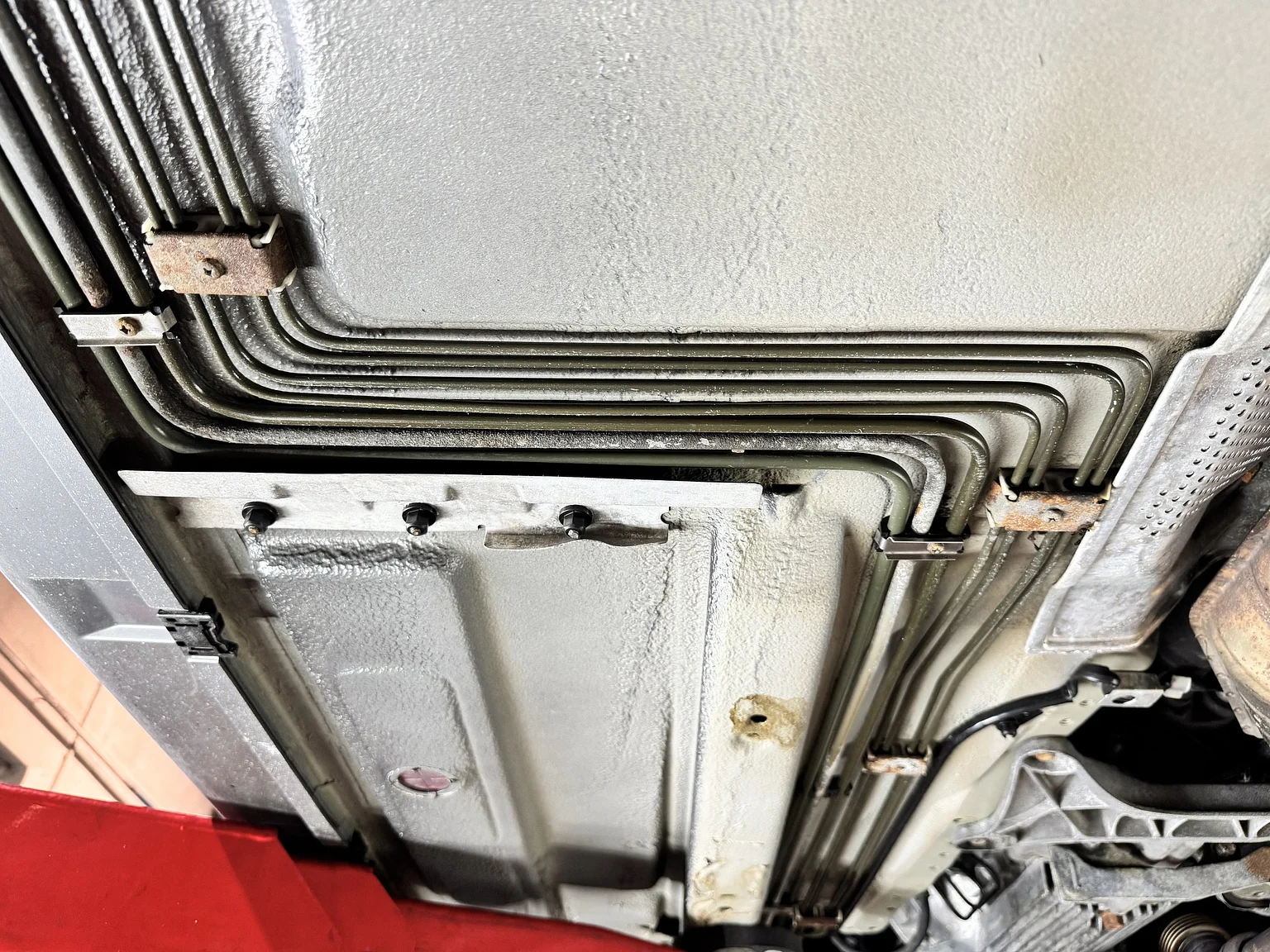 Image of 1993 BMW E34 M5 Touring  mechanics (68)