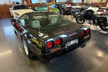 #<Image:0x00007f92e5bdeed8>