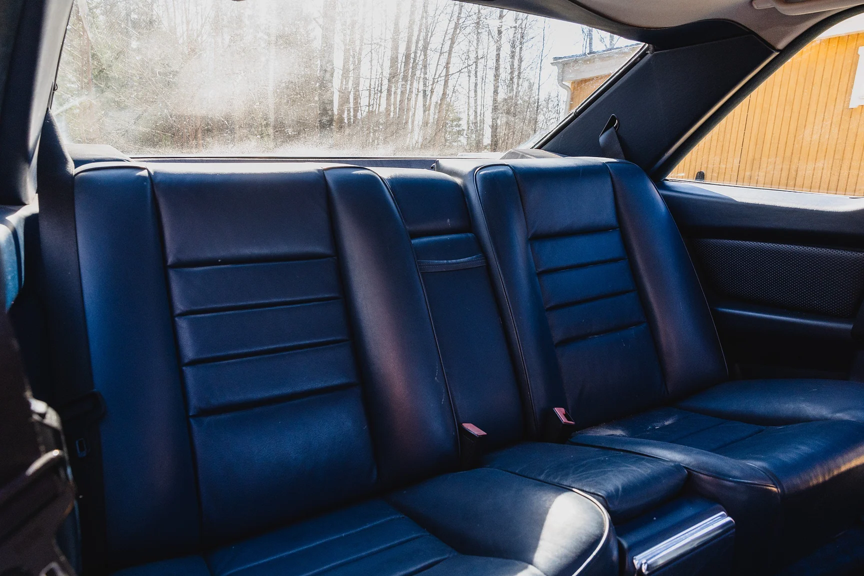 Innenraumfoto von 1986 Mercedes-Benz 560 SEC  (34)