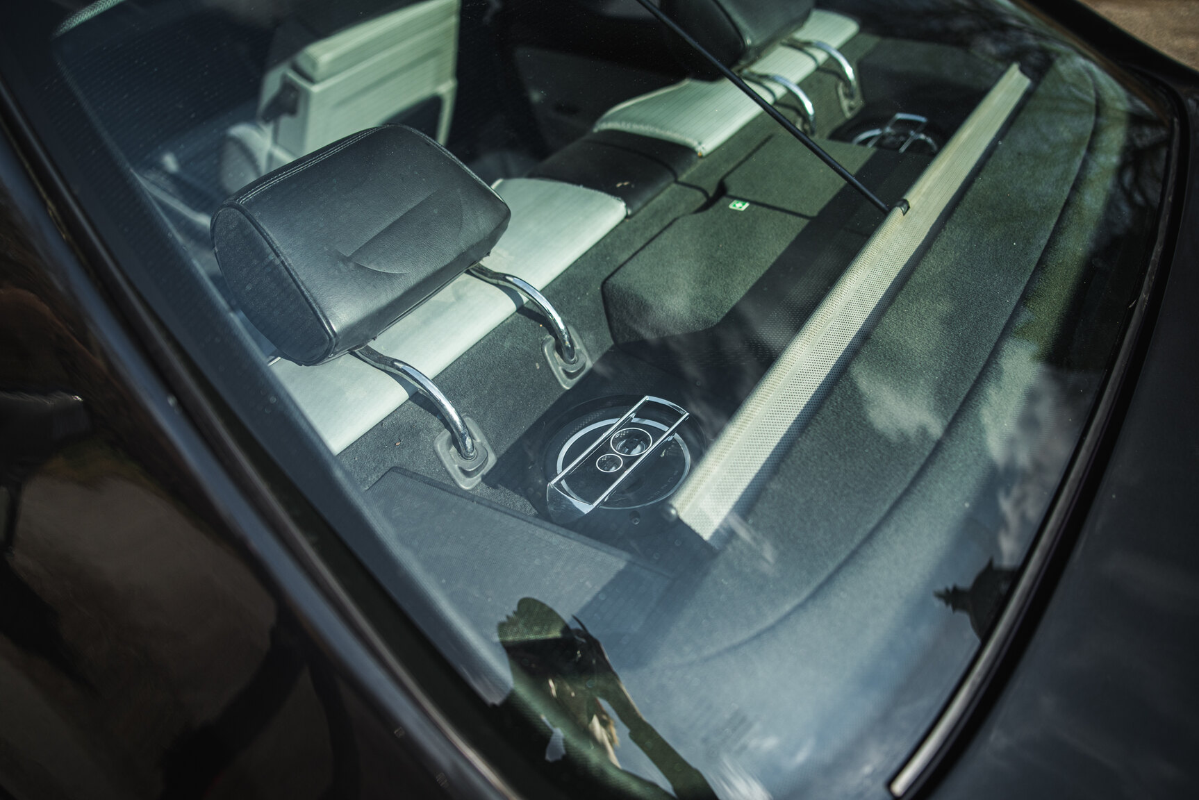 Interior image of 1989 Mercedes-Benz 300 CE Koenig Specials