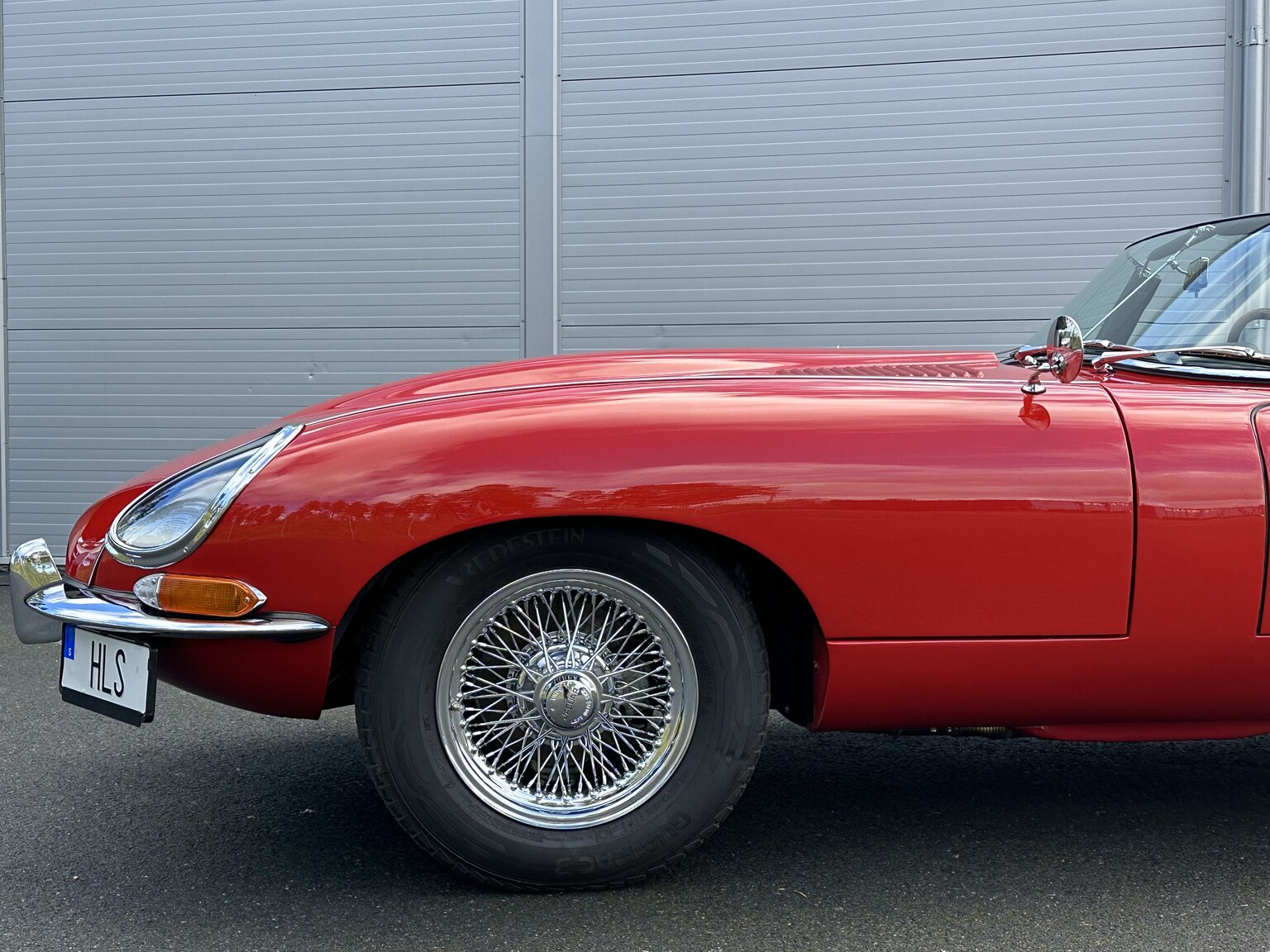 Exterior image of 1965 Jaguar E-Type Series 1 (9)