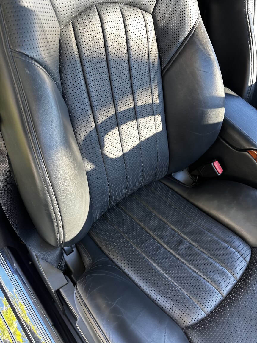 Interior image of 2004 Mercedes-Benz CL 55 AMG