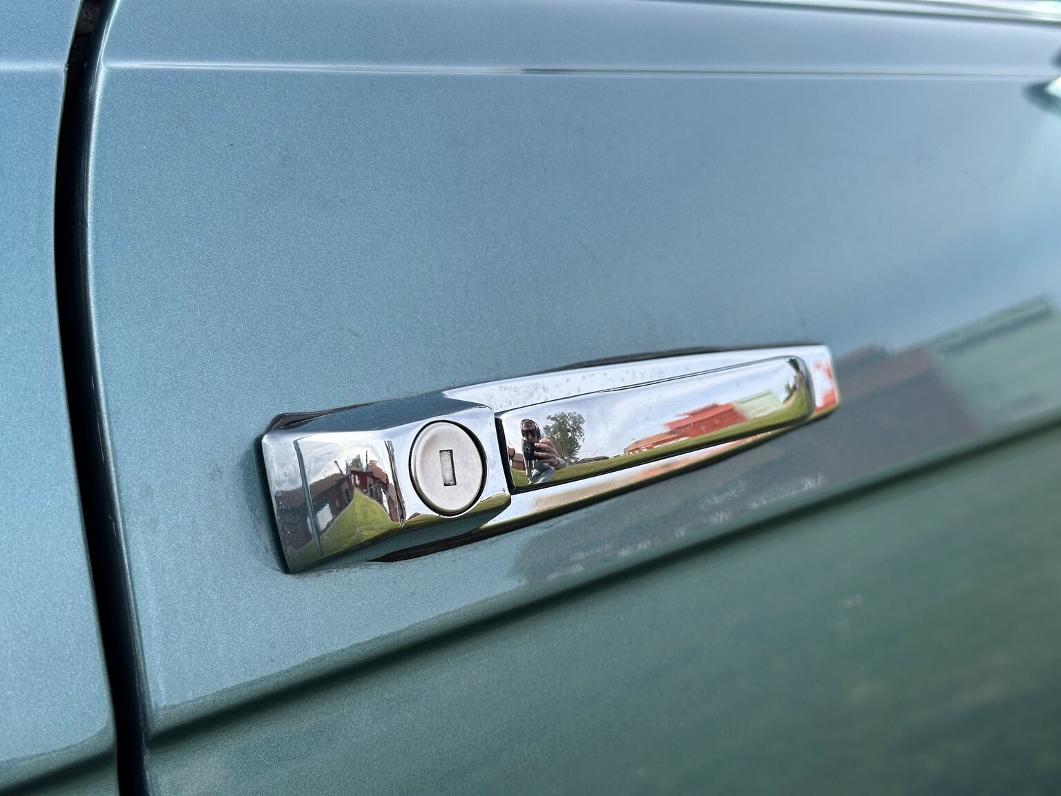 Exteriörbild på 1985 Mercedes-Benz 380 SL