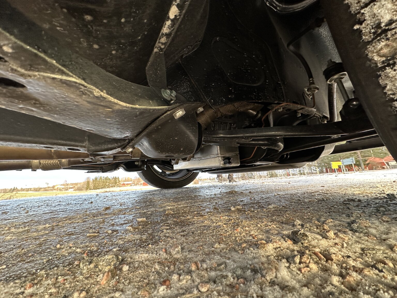 Image of 1980 VOLVO 240 V8 mechanics