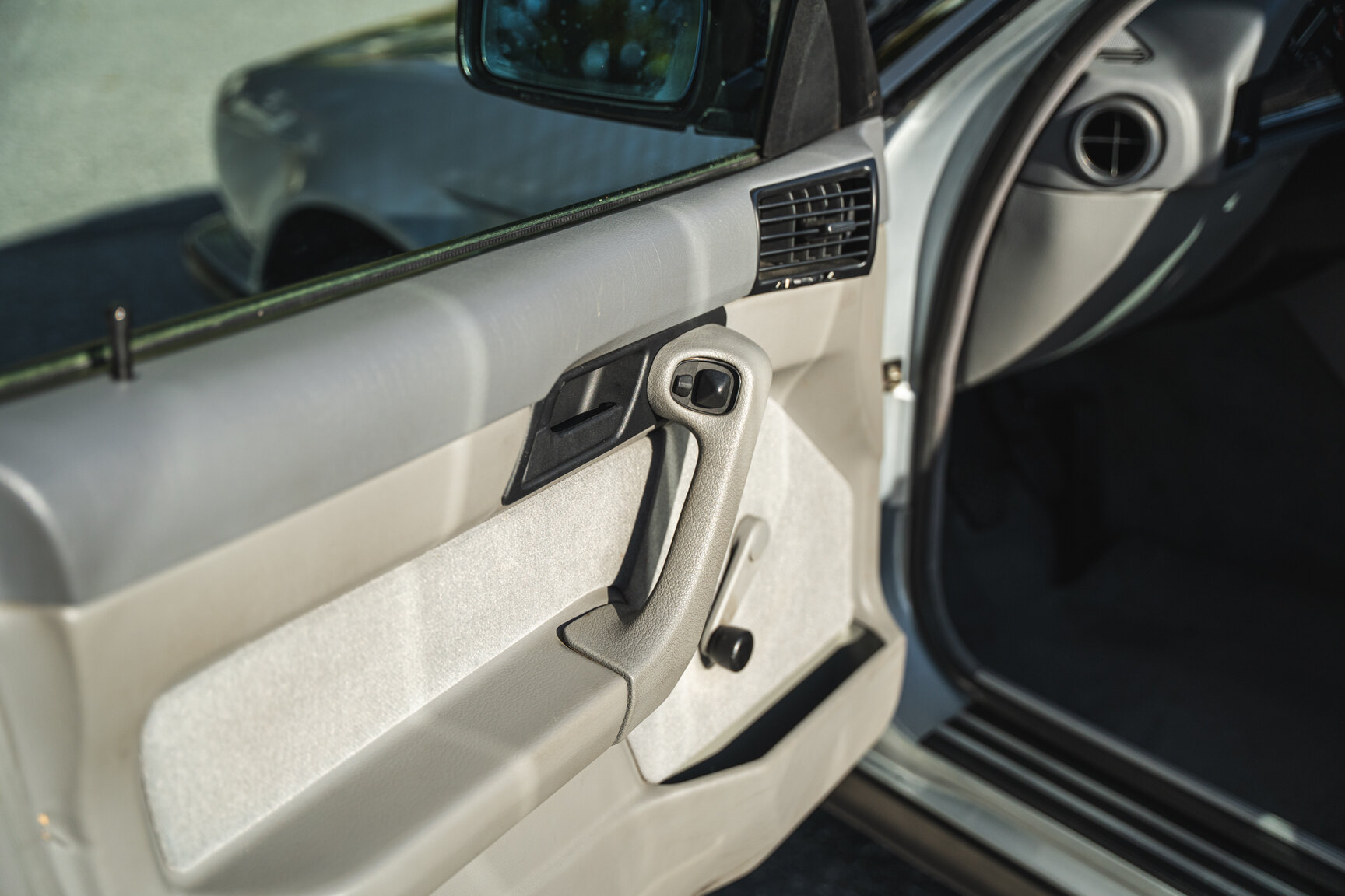 Innenraumfoto von 1994 BMW 520i E34