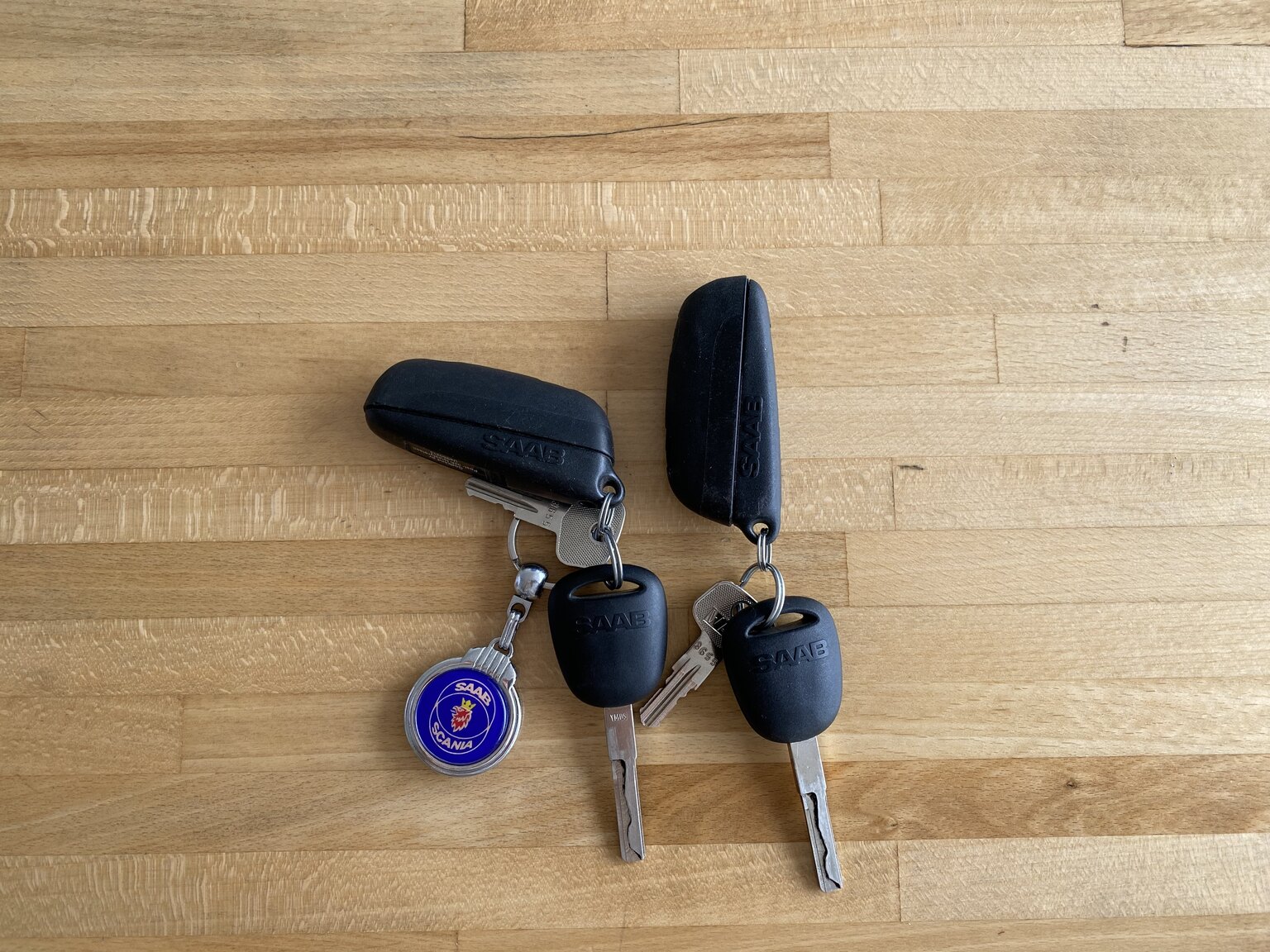 Documentation for 1998 Saab 9-3 SE 2.0T Convertible