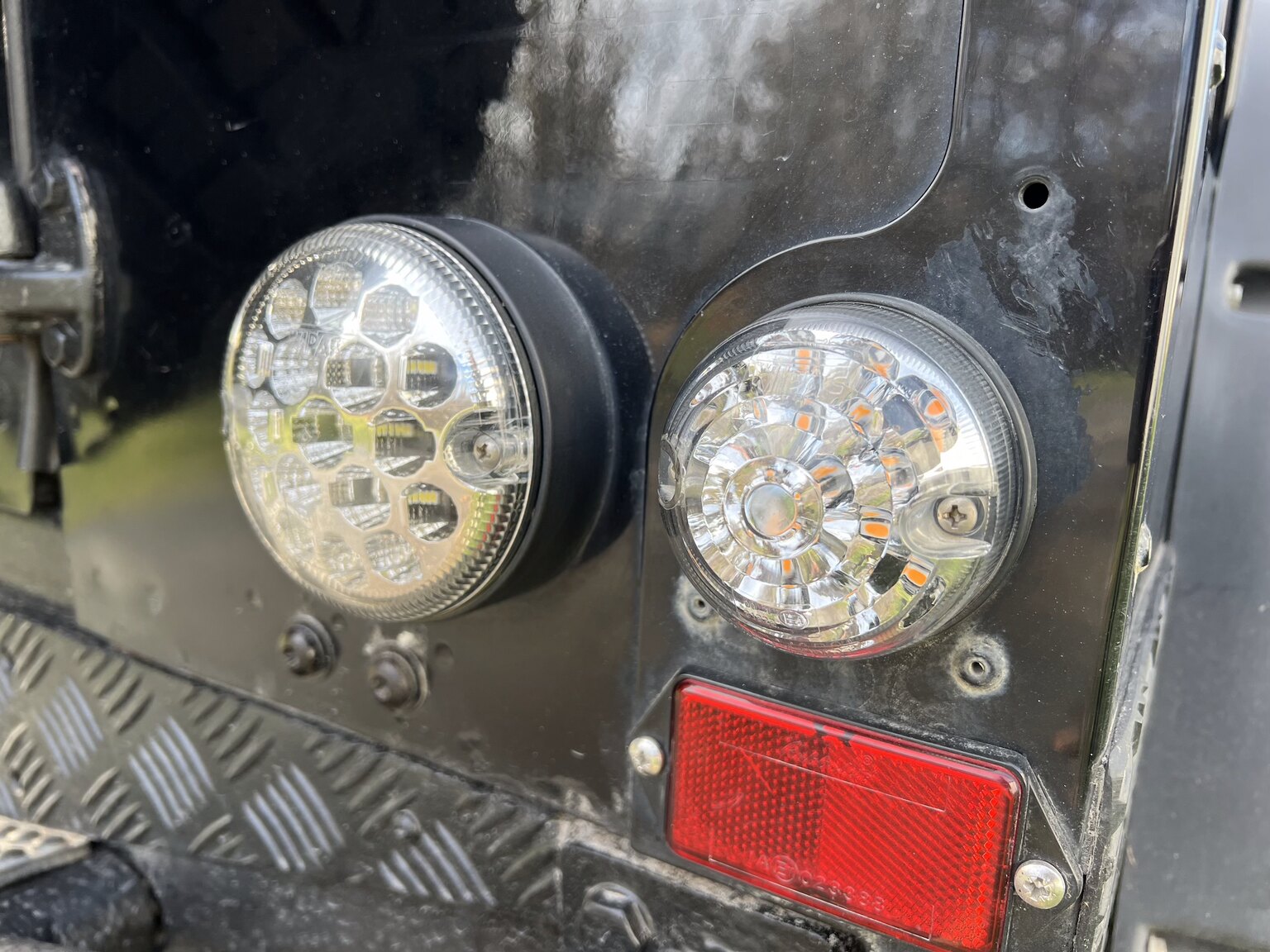 Exterior image of 2002 Land Rover Defender 90 2.5 Td5